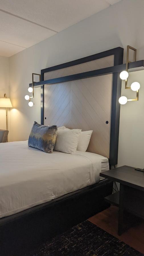 Hotel Indigo Jacksonville-Deerwood Park By Ihg Exteriör bild