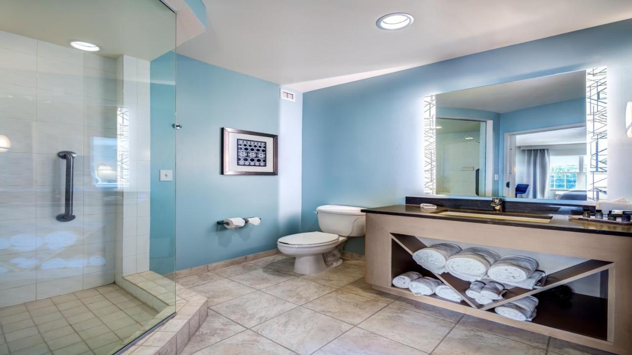 Hotel Indigo Jacksonville-Deerwood Park By Ihg Exteriör bild