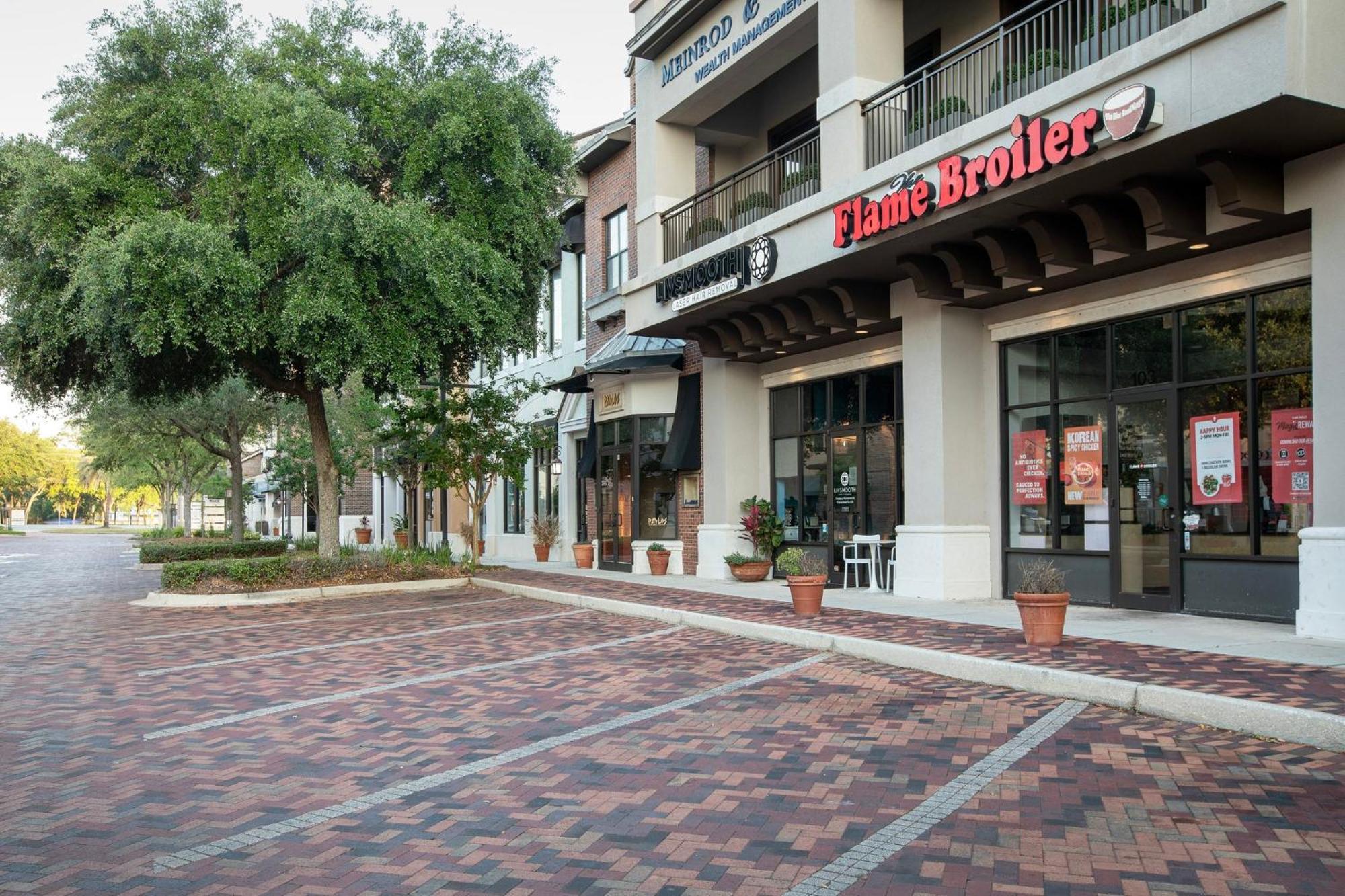 Hotel Indigo Jacksonville-Deerwood Park By Ihg Exteriör bild