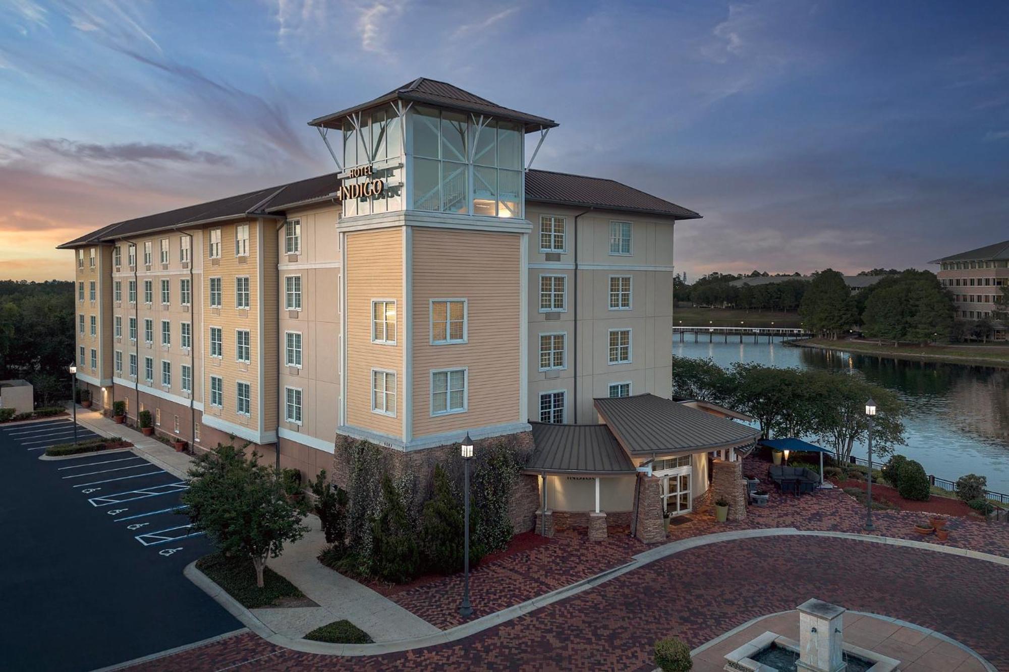 Hotel Indigo Jacksonville-Deerwood Park By Ihg Exteriör bild